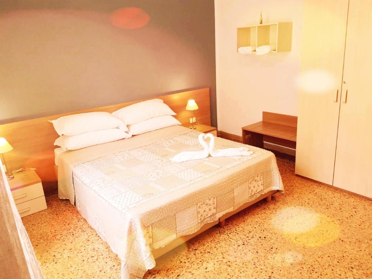 Bed And Breakfast Sognando Verso La Torre Pisa Exterior foto